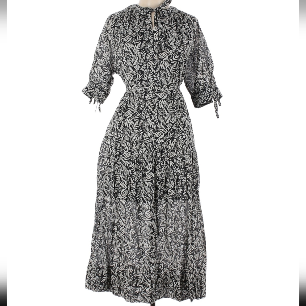 Dress Forum Black/White Flowy Floral Midi Dress